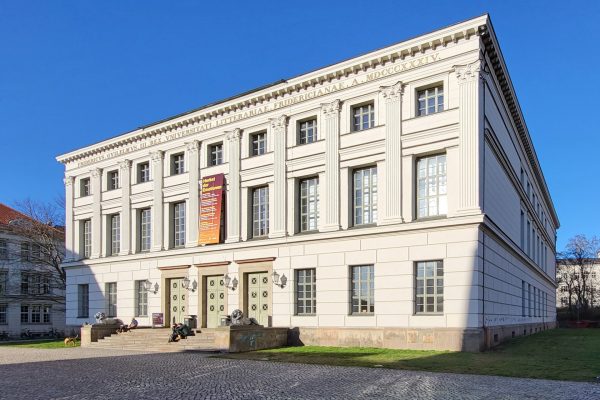 Halle, Martin-Luther-Universität, Löwengebäude, Fassadenansicht nach Restaurierung